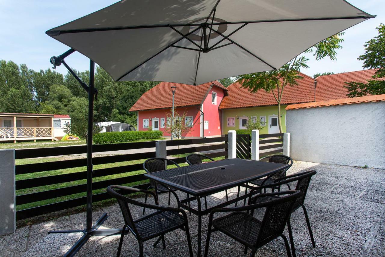 Holiday House In Terme Catez Brezice Exterior photo
